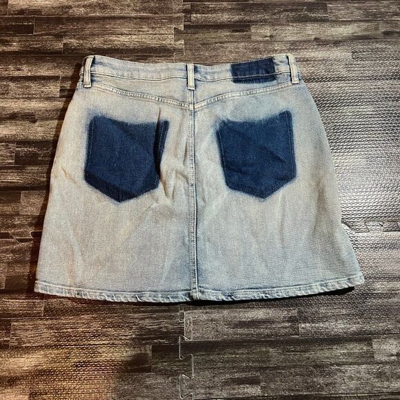 🤑NWT Arizona Juniors Patchwork Denim Jean Mini Skirt - Picture 3 of 3